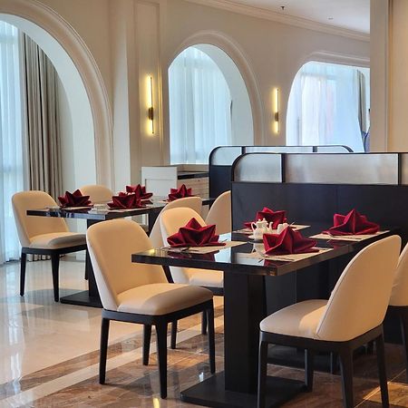 Cosmo Stars Hotel Bac Lieu 外观 照片