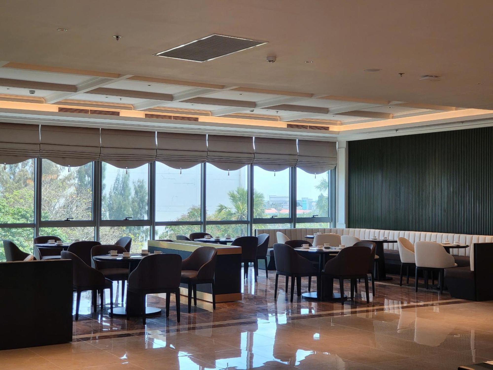Cosmo Stars Hotel Bac Lieu 外观 照片