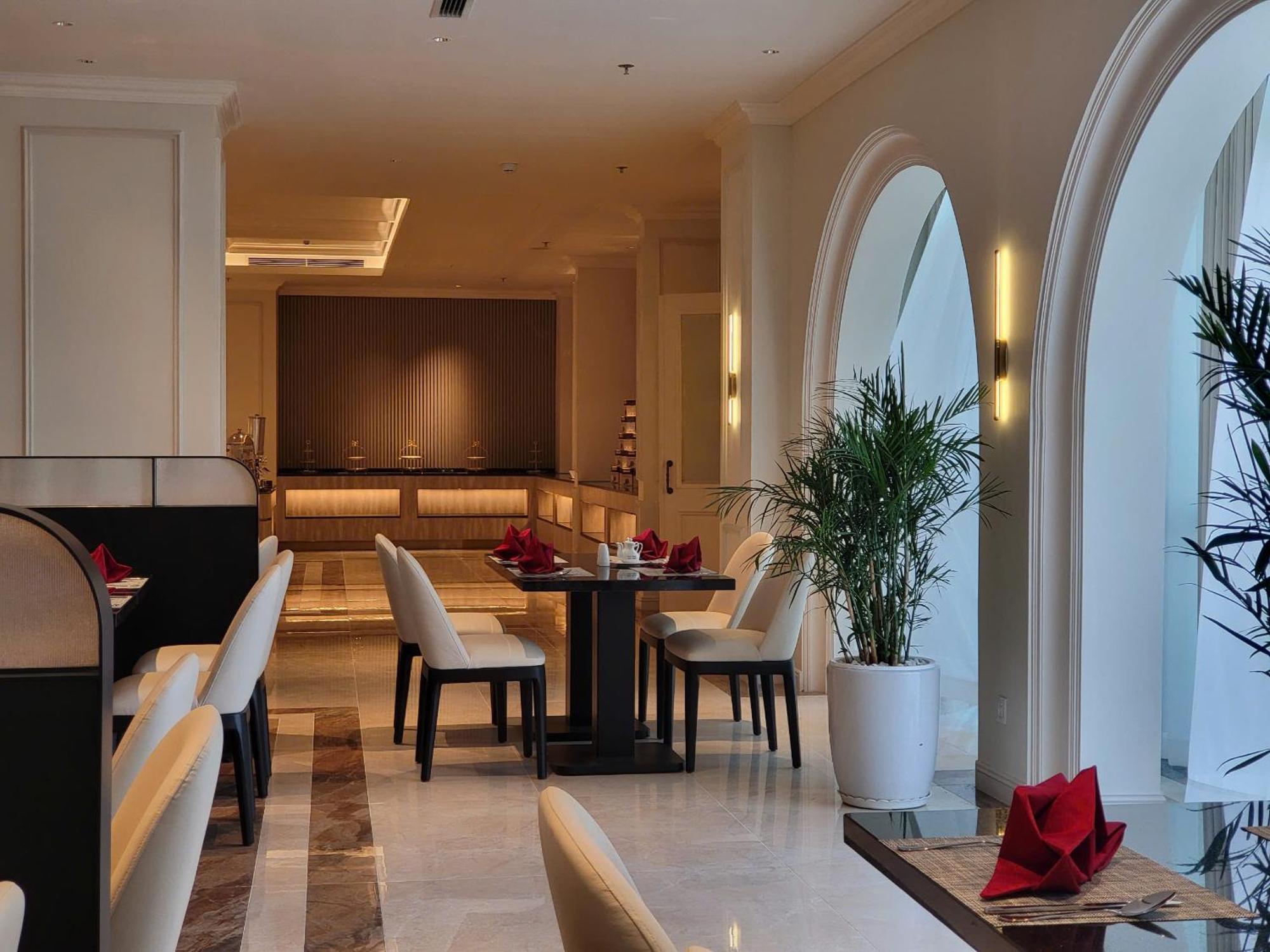 Cosmo Stars Hotel Bac Lieu 外观 照片
