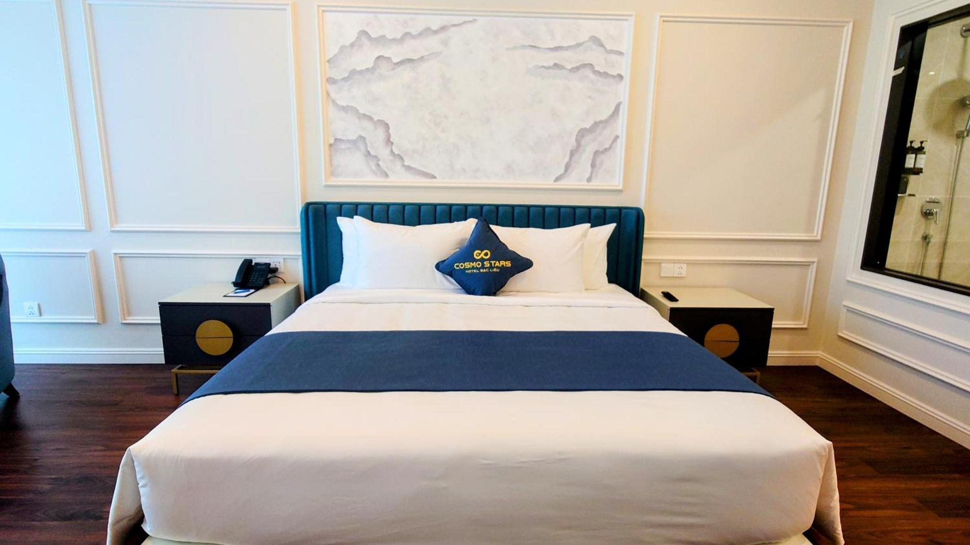 Cosmo Stars Hotel Bac Lieu 外观 照片