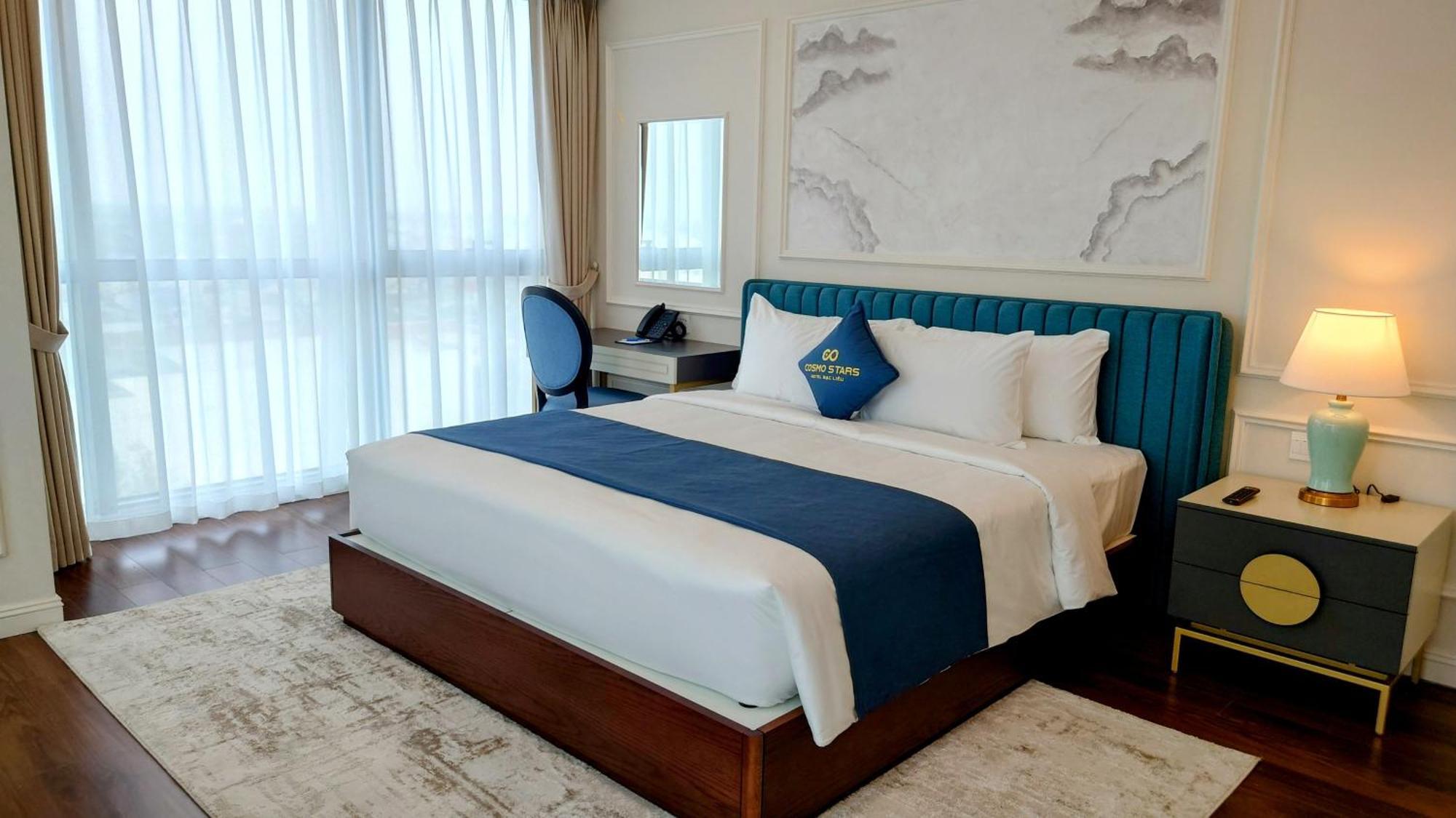 Cosmo Stars Hotel Bac Lieu 外观 照片